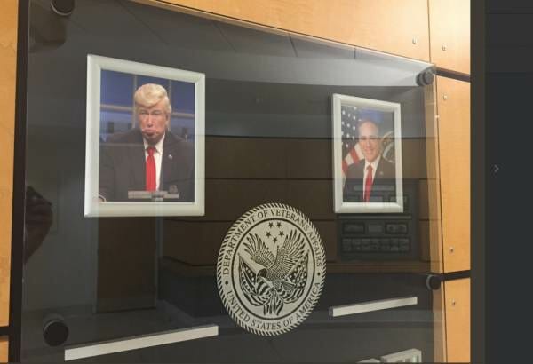 OUTRAGE: Veterans Affairs Office Uses Alec Baldwin Photo as SNL Trump in President’s Place